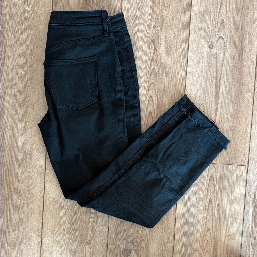 Universal Thread Black Ankle Jeans